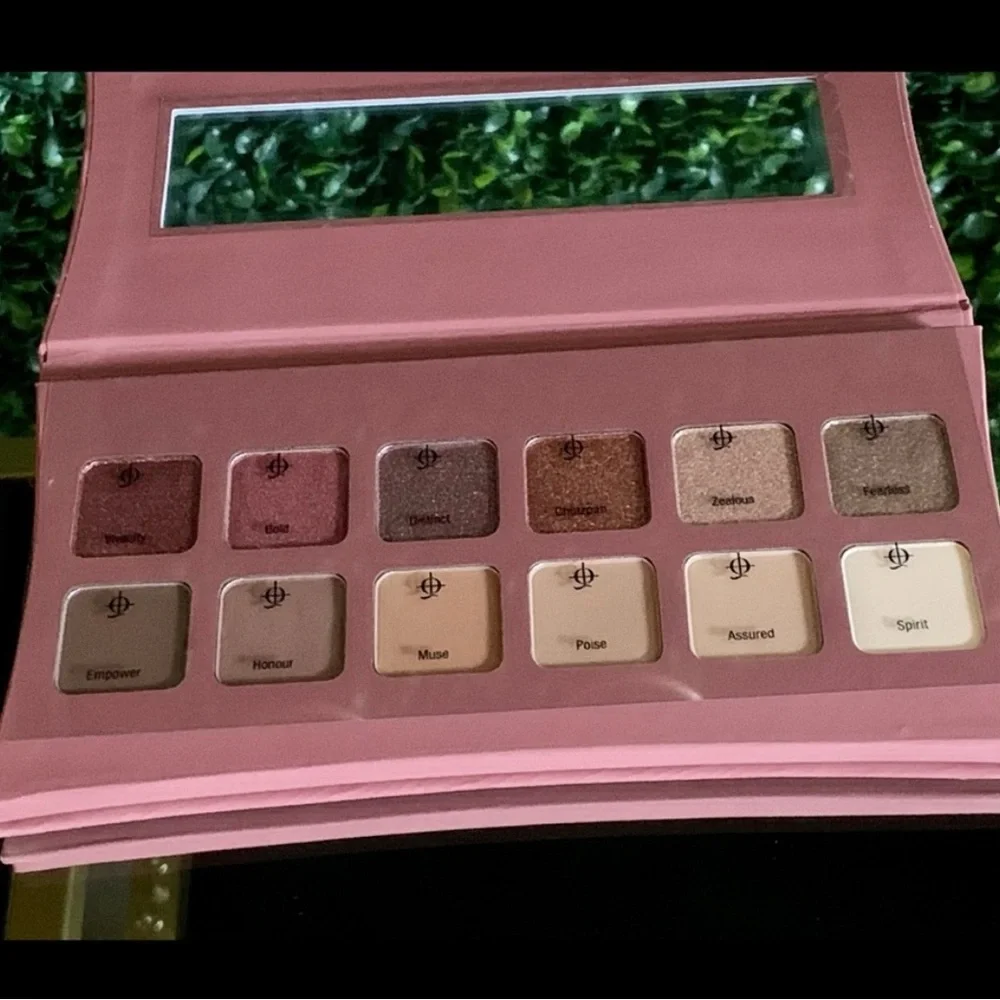 illamasqua Unveiled 12-Color Eyeshadow Palette - Warm Tones